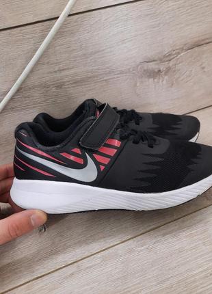 Кросівки nike