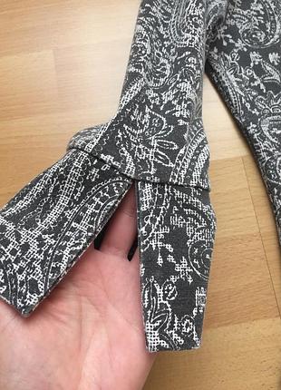 Плаття з орнаментом 2