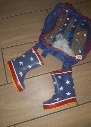 Резиновые сапоги на малыша