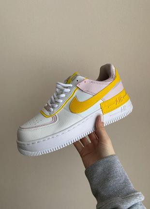 Жіночі кросівки nike air force 1 white/yellow