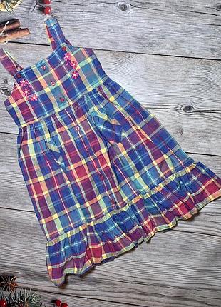 Бомбезное платье в клетку