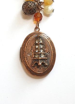 Авторський кулон-гроно з чеськими намистинами і медальйоном для фото4 фото