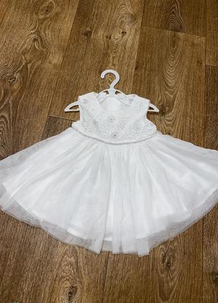 Нарядное платье 3-6 мес белое