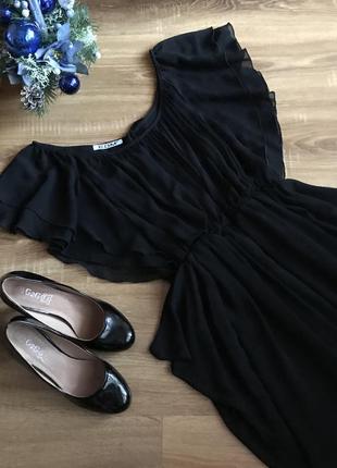 Плаття/сукня чорного кольору3 фото