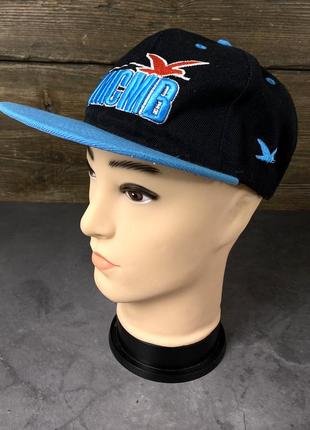 Бейсболка ymcmb, черно - голубая