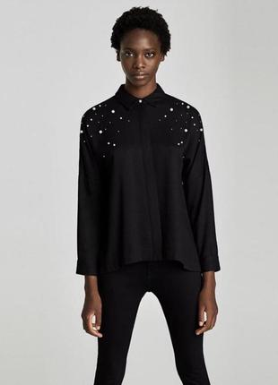 Чорна сорочка блуза з намистинами, перлами1 фото