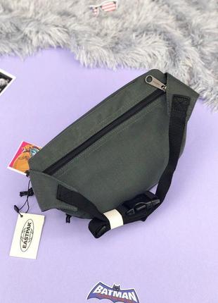 Поясная сумка eastpak doggy bag grey поясна сумочка бананка барсетка6 фото