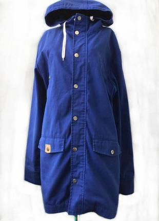+дуже гарна куртка-парку насышенного синього кольору rvlt / revolution, данія2 фото