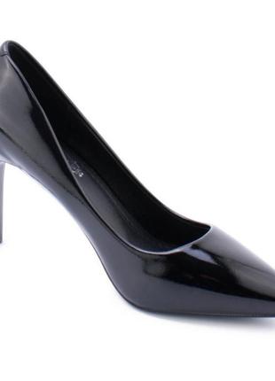 Стильні чорні лакові туфлі човники на шпильці класичні4 фото