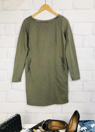 Плаття - туніка кольору хакі з ажуром по горловині
