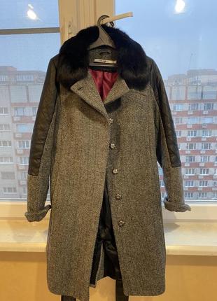 Пальто, плащ