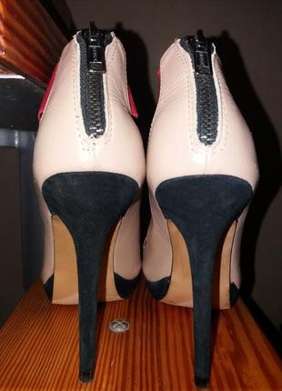 Босоніжки на гумках3 фото