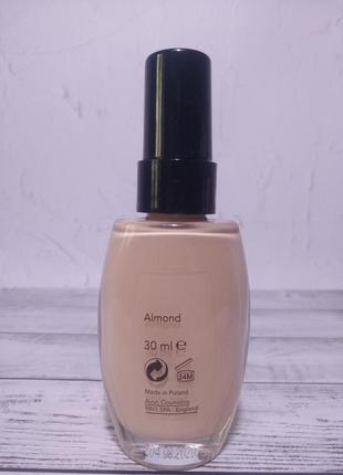 Матирующий тональный крем avon true nude,ivory,cream,almond3 фото