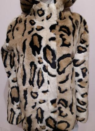 Пальто с капюшоном на молнии из искусственного меха гепарда!  calvin klein !3 фото