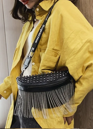Женская черная стильная кожаная жіноча шкіряна сумка бананка женский клатч сумочка6 фото
