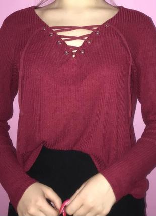 Бордова кофта зі шнурівкою
