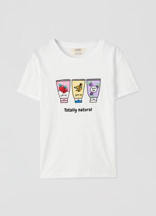 Футболка з принтом pull and bear