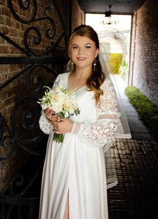 Весільне плаття з мережі салонів "kristel"1 фото