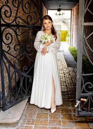 Весільне плаття з мережі салонів 