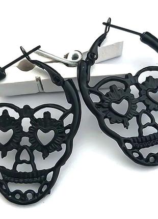 Серьги череп черные