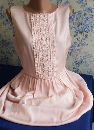 Ніжна легка сукня з мереживом1 фото