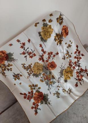Шикарный шелковый платок  принт цветы3 фото