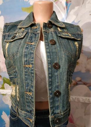 Джинсова жилетка безрукавка 12 р. authentic denim