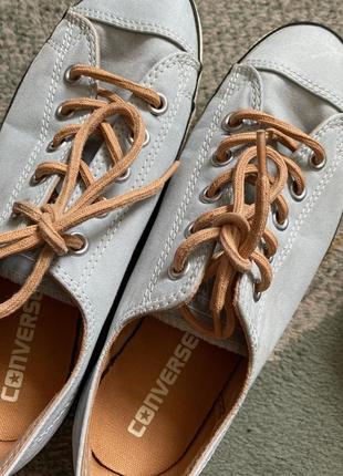 Кросівки, кеді