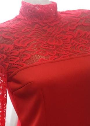 Червона сукня з ніжним гіпюром6 фото