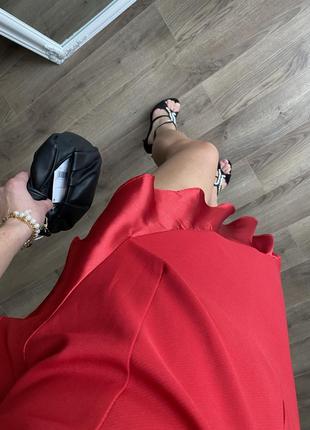 Ошатне червоне плаття розмір s5 фото