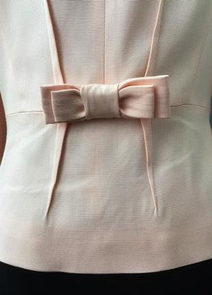 Пиджак нежно розово-персикового цвета британского бренда  phase eight7 фото