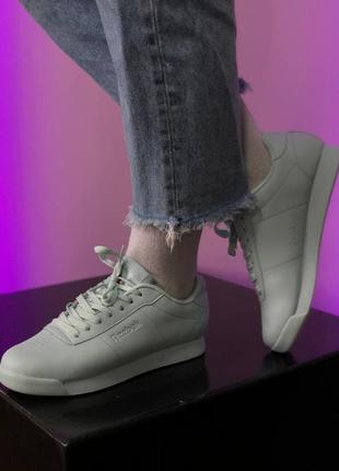 Жіночі кросівки reebok classic grey