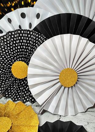 Набор бумажных подвесных вееров гармошек, белые с золотом, 8 шт