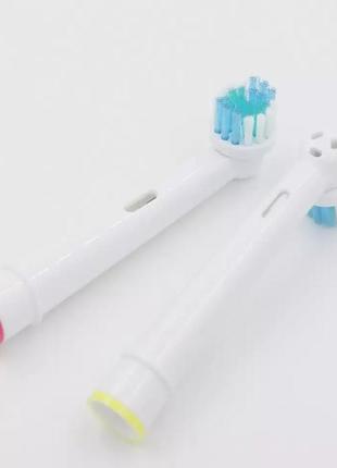 Змінні насадки для електричної зубної щітки oral-b, 4 шт. в комплекті6 фото