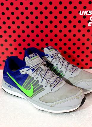 Кроссовки nike.