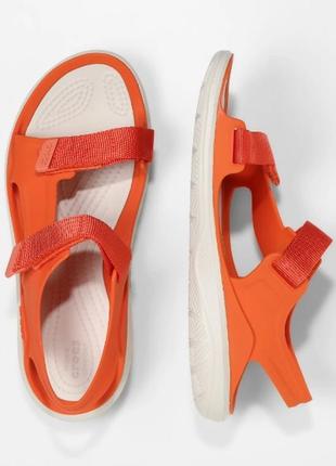 Сандали женские crocs swiftwater expedition tangerine / stucco5 фото