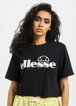 Топ ellesse