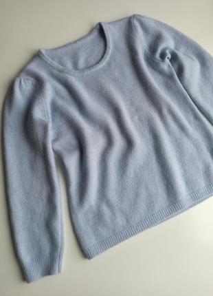 Красивый качественный теплый шерстяной свитер1 фото