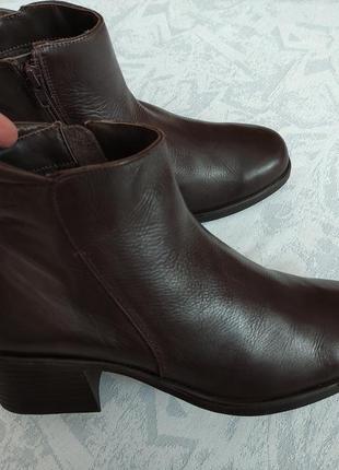 Демісезонні шкіряні черевики коричневі напівчобітки 100% шкіра, шкіряні черевики1 фото