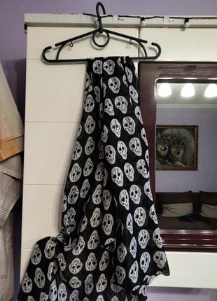 Шарф парео з черепами