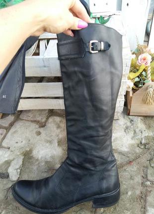 Сапоги италия на узкую ножку размер 39 (25.5)