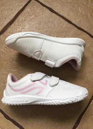 Artengo нові тенісні кросівки р. 27, 28, 32, 38 (устілки 17; 18; 20,5; 24,5 см)