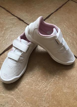 Artengo нові тенісні кросівки р. 27, 28, 32, 38 (устілки 17; 18; 20,5; 24,5 см)