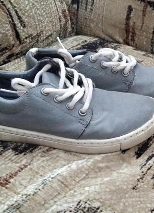 Продам дитяче взуття