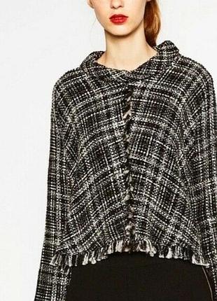 Классная накидка, пончо в клетку с бахромою