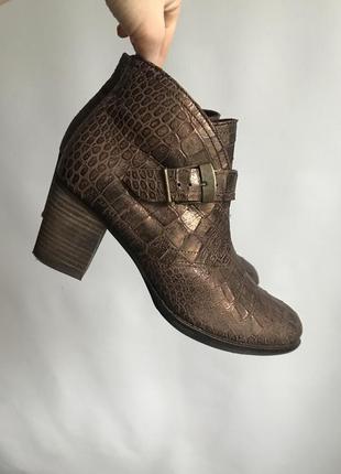 Стильные кожаные ботинки gabor (германия)1 фото