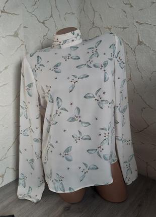 Блузка персиковая с принтом размер 44