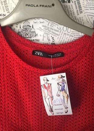 Червона футболка zara