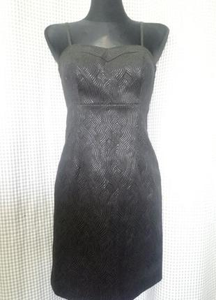 Платье коктейльное футляр маленькое черное вечернее открытые плечи сарафан на бретельках1 фото