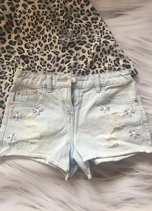 Джинсовые шорты